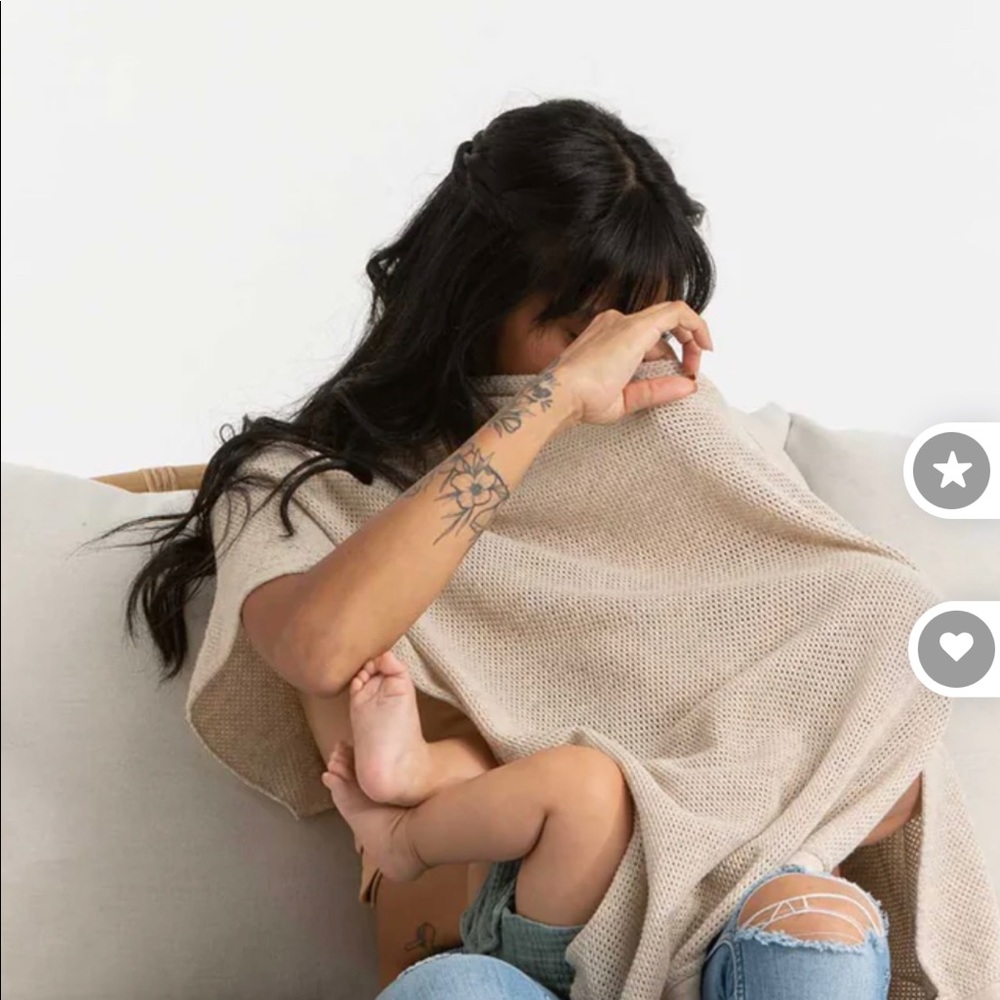 We Are Amma Natural Cocoon nursing cover